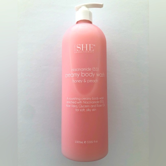 Om SHE Aromatherapy Creamy Body Wash honey & peach (1000 ml). - Picture 1 of 4